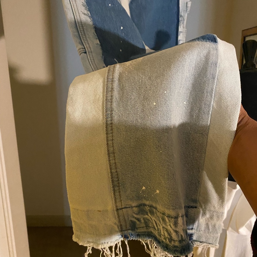 Light Wash Patchwork Paint-Splatter Jeans - Picture 2 of 3